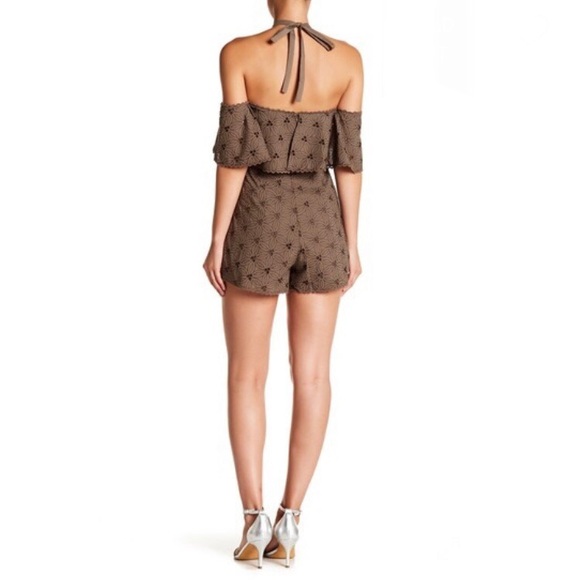Anthropologie J.O.A. Olive Lace Halter Cold Shoulder Romper Green Brown - Picture 2 of 8